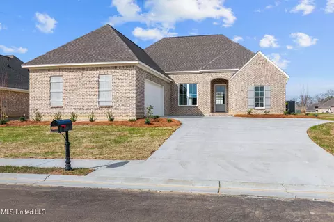 652 Peregan St, Canton, MS 39046