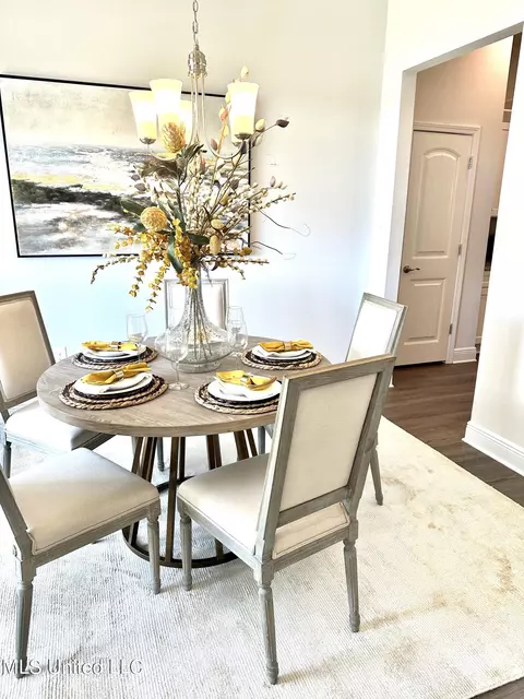 Dining - 13936 Ruby Ln, Biloxi, MS 39532 photo 2 of 5