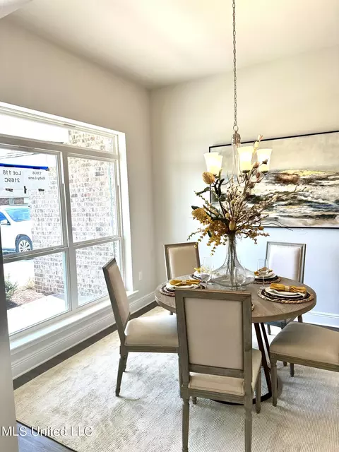 Dining - 13936 Ruby Ln, Biloxi, MS 39532 photo 4 of 5