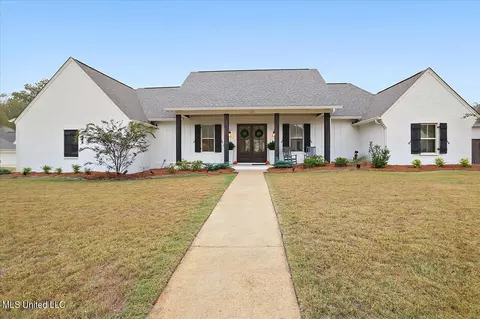 119 Hampton Trl, Madison, MS 39110