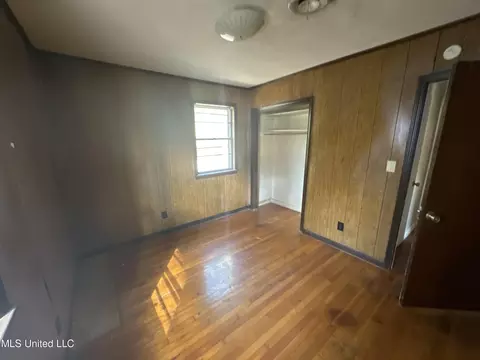 1054 Deryll St, Jackson, MS 39212 photo 11