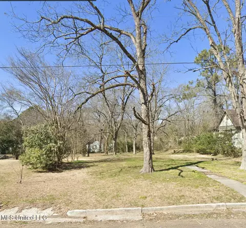 231 Beverly Cir, Jackson, MS 39209 photo 1