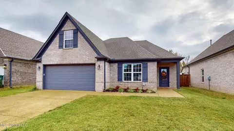 1365 Benjamin Harrison Dr, Southaven, MS 38671