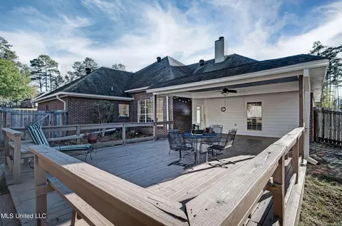 100 Spring Valley Dr, Brandon, MS 39047 photo 9