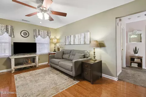 114 Central Ave, Long Beach, MS 39560 photo 8