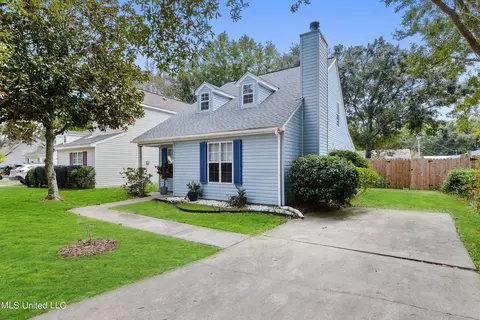 116 Keri Cv, Ocean Springs, MS 39564