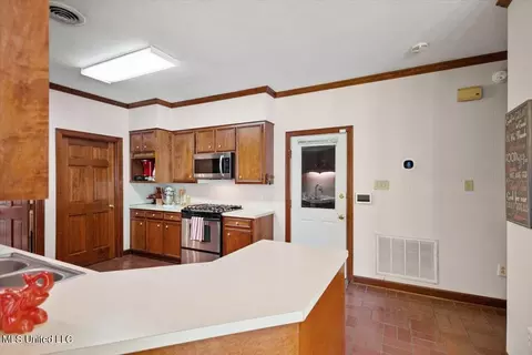 5918 Kristen Dr, Jackson, MS 39211 photo 14