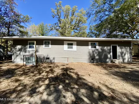 1075 Combs St, Jackson, MS 39204 photo 11