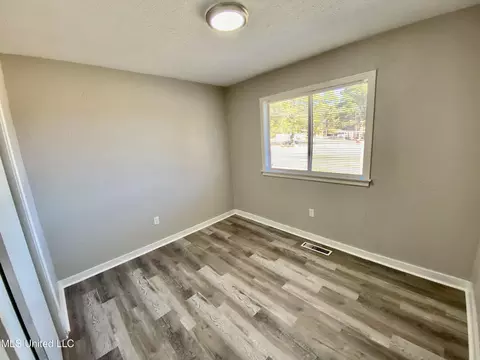 625 Forest Ave, Jackson, MS 39206 photo 7