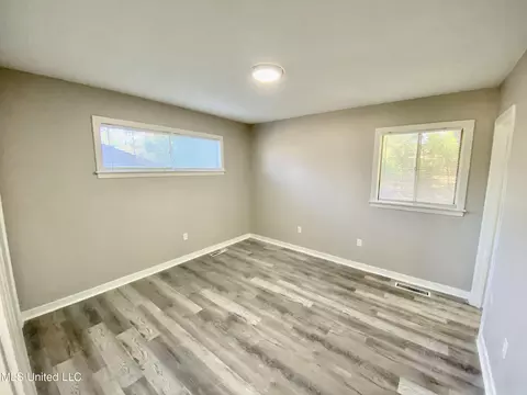 625 Forest Ave, Jackson, MS 39206 photo 10