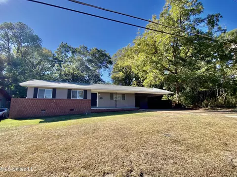 625 Forest Ave, Jackson, MS 39206