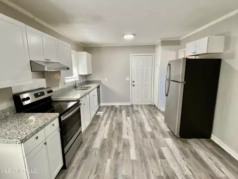 625 Forest Ave, Jackson, MS 39206 photo 5