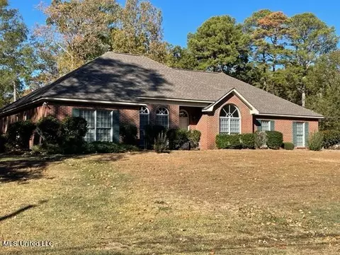 107 Dogwood Dr, Forest, MS 39074