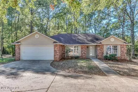 2094 Matthews Dr, Richland, MS 39218