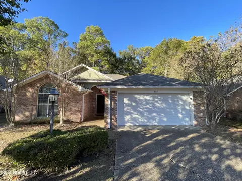 1012 Brashears Pt, Ridgeland, MS 39157