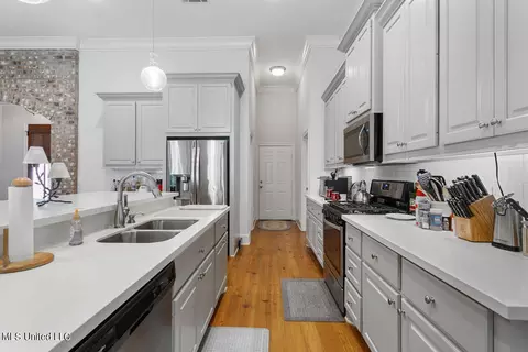 260 Falls Xing, Madison, MS 39110 photo 13