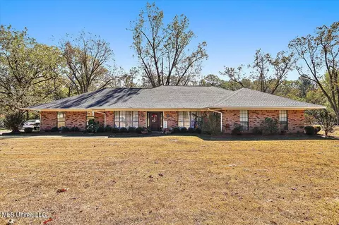 1075 Orchard Wood Rd, Terry, MS 39170