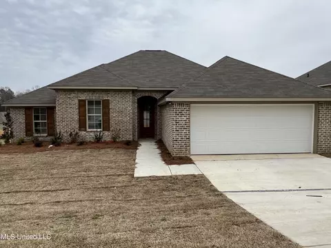 498 Silver Hill Dr, Pearl, MS 39208