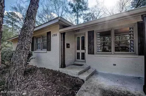 1785 Brecon Dr, Jackson, MS 39211 photo 2