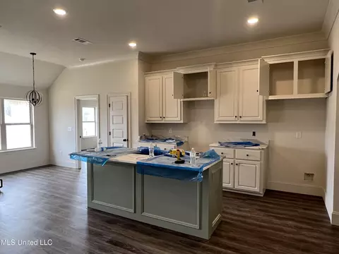 496 Silver Hill Dr, Pearl, MS 39208 photo 3