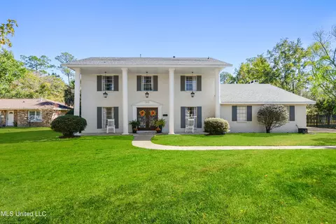 57 52nd St, Gulfport, MS 39507