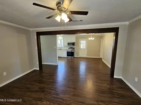 2522 Upper Dr, Pearl, MS 39208 photo 3