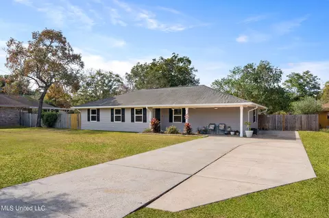 5127 Mitchell Rd, Long Beach, MS 39560 photo 2