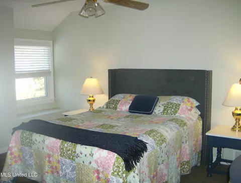 8247 E Laurel Hl, Olive Branch, MS 38654 photo 22