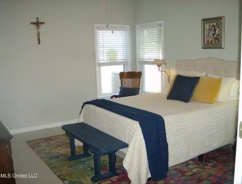 8247 E Laurel Hl, Olive Branch, MS 38654 photo 13