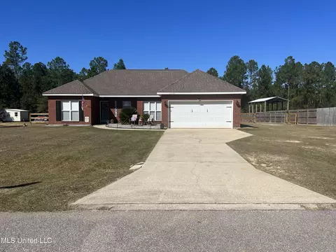 21507 W Edgewood Dr, Saucier, MS 39574 photo 2