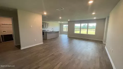 1056 Enclave Cir, Long Beach, MS 39560 photo 2