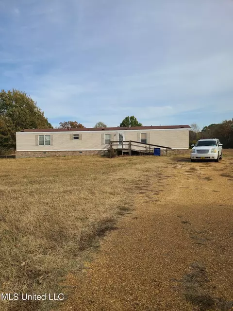 5460 Fox Den Dr, Hernando, MS 38632