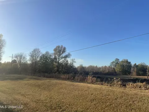 W Commerce Street, Hernando, MS 38632