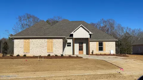 122 Catherine Blvd, Clinton, MS 39056