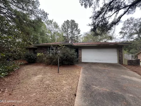 615 Chelsea Dr, Jackson, MS 39212
