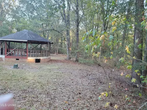 207 Lake Castle Rd, Ridgeland, MS 39157 photo 8
