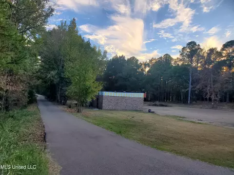 207 Lake Castle Rd, Ridgeland, MS 39157 photo 18