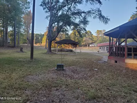 207 Lake Castle Rd, Ridgeland, MS 39157 photo 10
