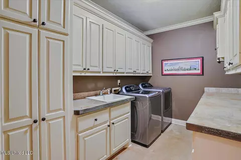 Other - 216 Allen Dr, Brandon, MS 39047 photo 3 of 8