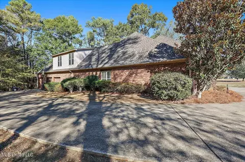 Exterior - 216 Allen Dr, Brandon, MS 39047 photo 9 of 15