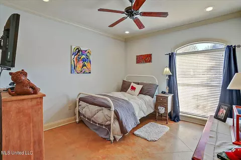 Bedroom - 216 Allen Dr, Brandon, MS 39047 photo 4 of 5