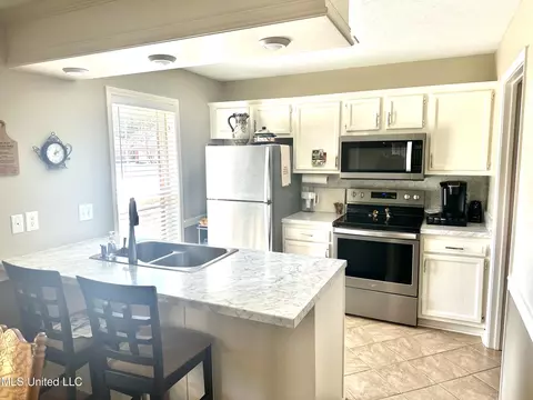 734 Tatum Dr, Florence, MS 39073 photo 13