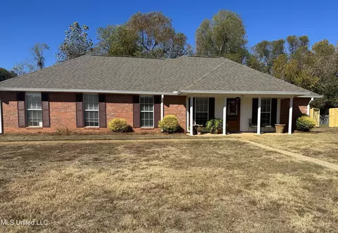 734 Tatum Dr, Florence, MS 39073