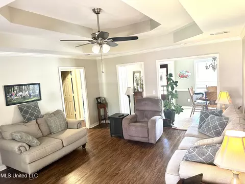 734 Tatum Dr, Florence, MS 39073 photo 7