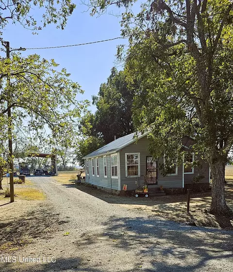 383 16th Section Rd, Shelby, MS 38774 photo 1