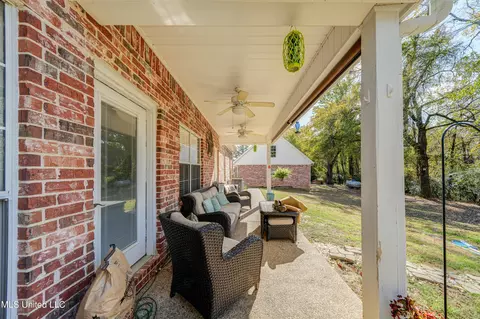 4081 Jordan Creek Dr, Hernando, MS 38632 photo 3