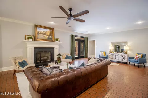 921 Latil St, Long Beach, MS 39560 photo 8