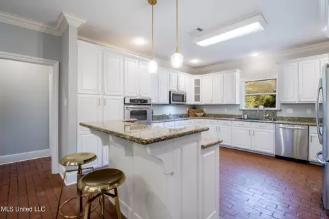 921 Latil St, Long Beach, MS 39560 photo 12