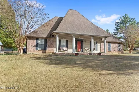 62 Duncan Hatten Rd, Wiggins, MS 39577