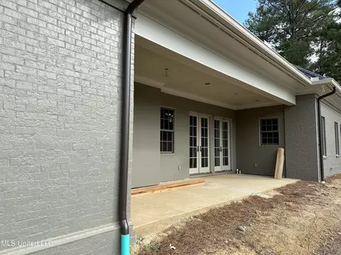 Exterior - 24 Waterstone Pl, Jackson, MS 39211 photo 13 of 16
